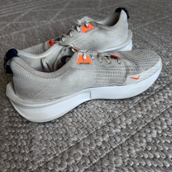Nike White and Orange Athletic Sneakers - Picture 12 of 15